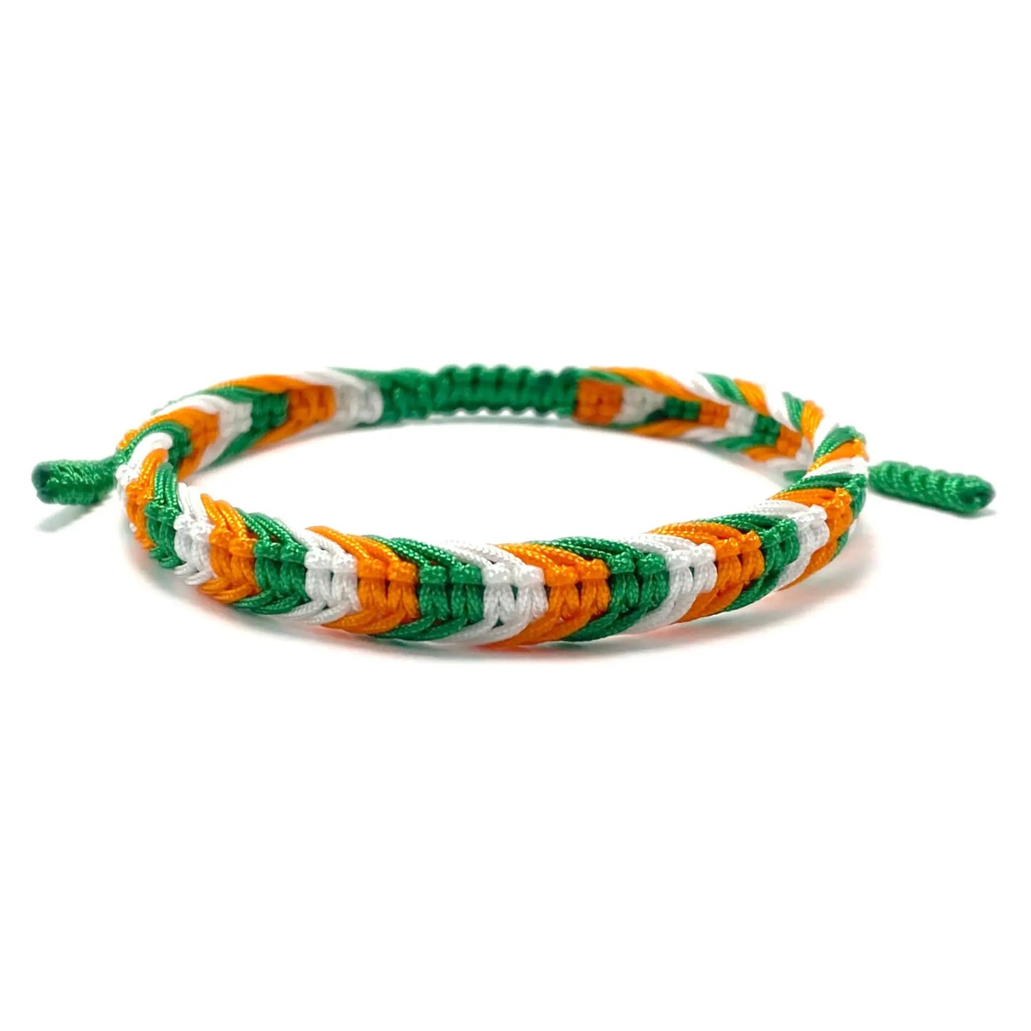 Green White and Red Patriotic Infinity String Bracelet for Iran - Macrame Friendship Bracelet - Flag Color