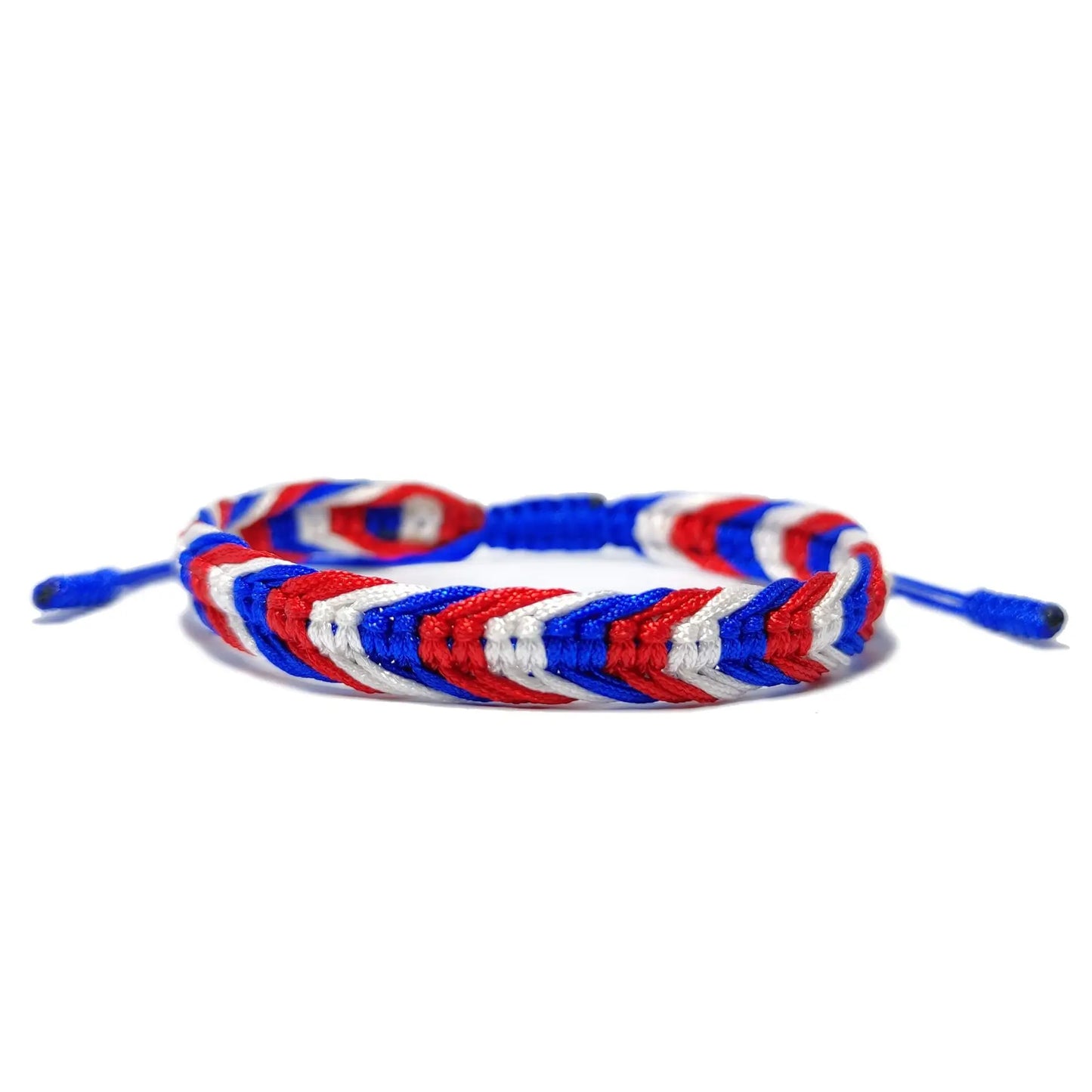 Green White and Red Patriotic Infinity String Bracelet for Iran - Macrame Friendship Bracelet - Flag Color