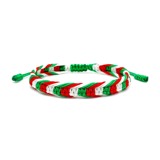 Green White and Red Patriotic Infinity String Bracelet for Iran - Macrame Friendship Bracelet - Flag Color